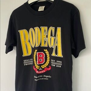 Bodega Black and Yellow Short Sleeve Graphic Tee Small